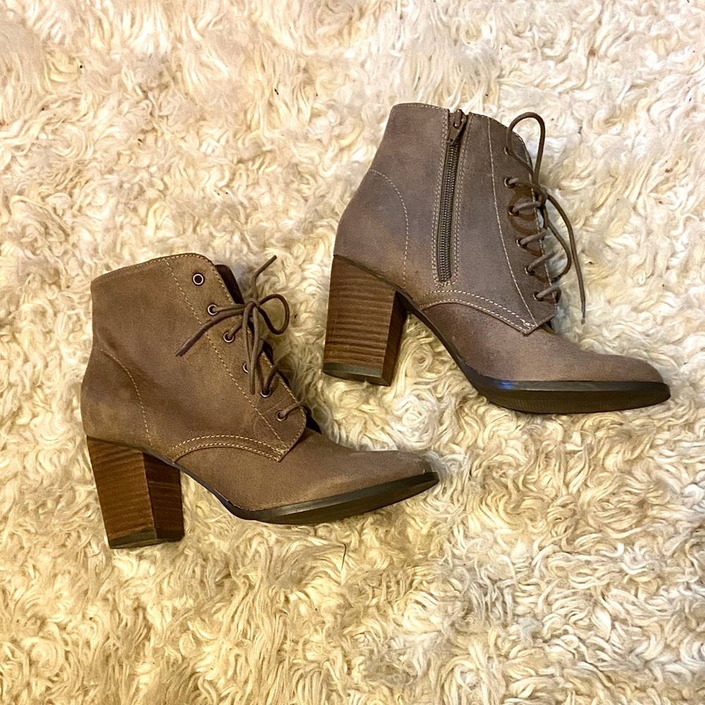 Restricted Brand taupe/brown mid heel booties.